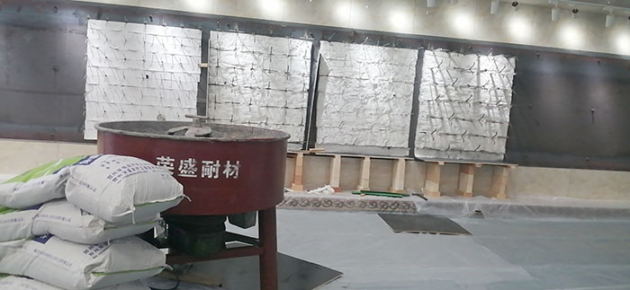 工厂环境中的建筑材料精选与应用策略